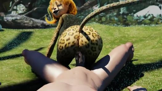 Секс в джунглях с дикой кошечкой